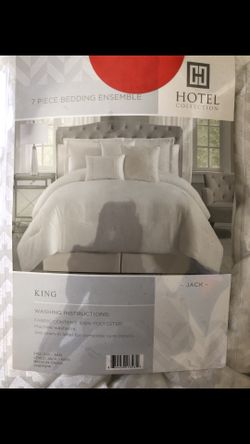 Brand new comforter set