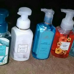 Bath & Body liquid foaming hand soap! New! $6 each or all $37 