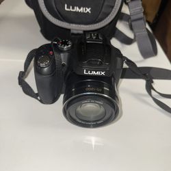 Panasonic Lumix DMC-FZ70 digital camera