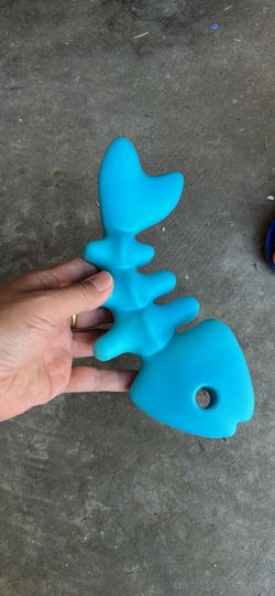 New Dog Chew Toys for Aggressive Chewers, Indestructible for Large Breed Tough Nylon Fish Bone Dog Chew