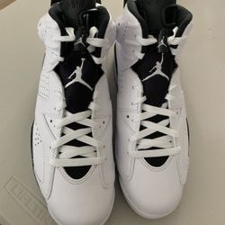 Jordan 6 Oreo Size 9 New