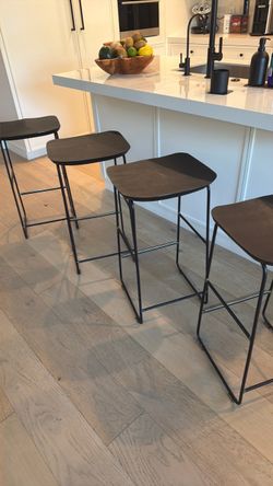 Modern black wood metal bar stools