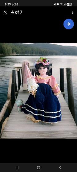 Vintage Dynasty Doll Collection Carolyn Porcelain Doll With Original...