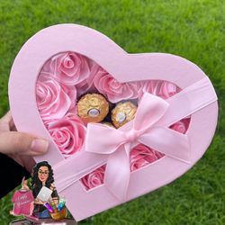 Eternal Roses Heart Gift Box 