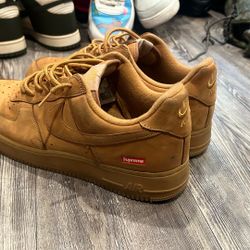Supreme x Nike Air Force 1- Wheat