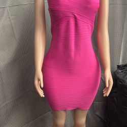 New Size Large Pink Stretchy Dress Is Like Wearing A Body Shaper On
