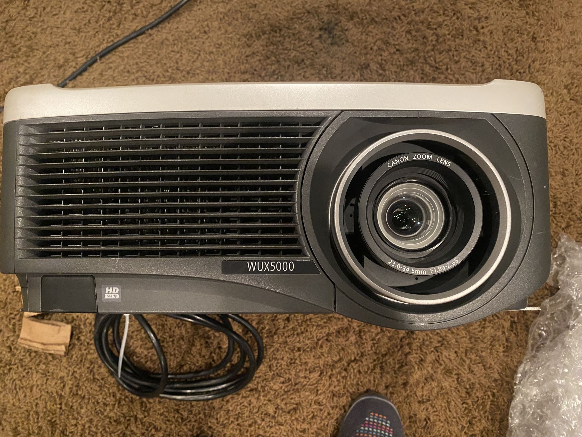 Canon Realis WUX5000 LCOS Pro Projector