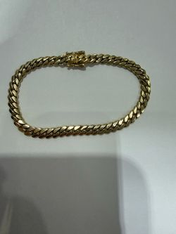 14k Cuban link bracelet