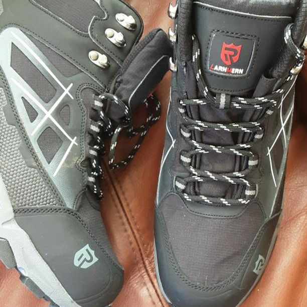 Larnmern Mens Steeltoed Boots