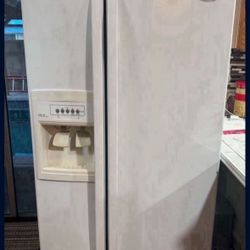 Whirlpool Refrigerator 