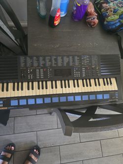 Yamaha porta sound PSS-680