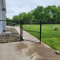 FENCE ; Black, Metal, Chainlink Fence