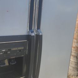 Side By Side Refrigerator