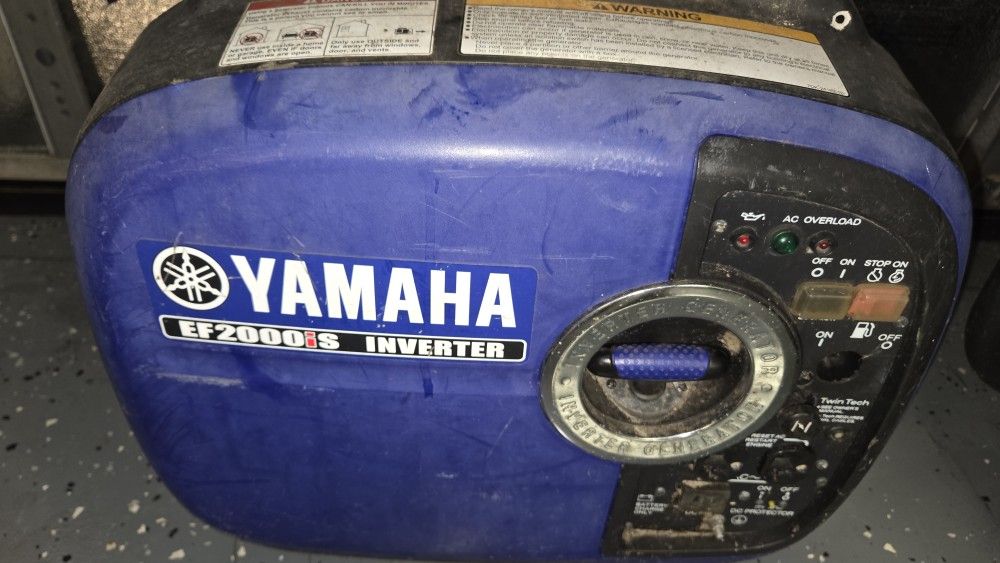 Yamaha EF2000IS Generator