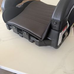Backless booster seat