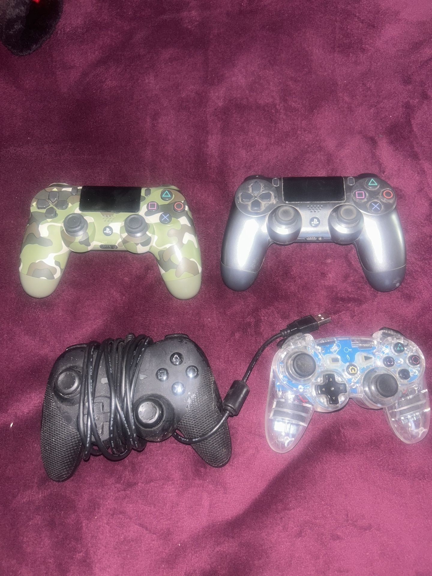 PS4 Controllers