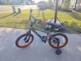 Kids bike size 16 with training wheels
