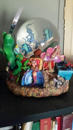 Disney Bugs Life music globe