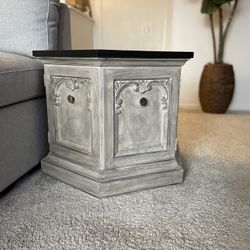 Accent Table 