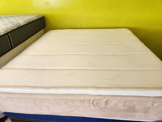 Mattress and box spring king size