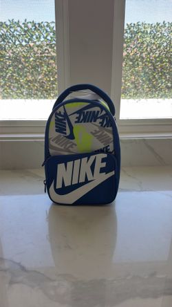 Nike brand new lunch bag