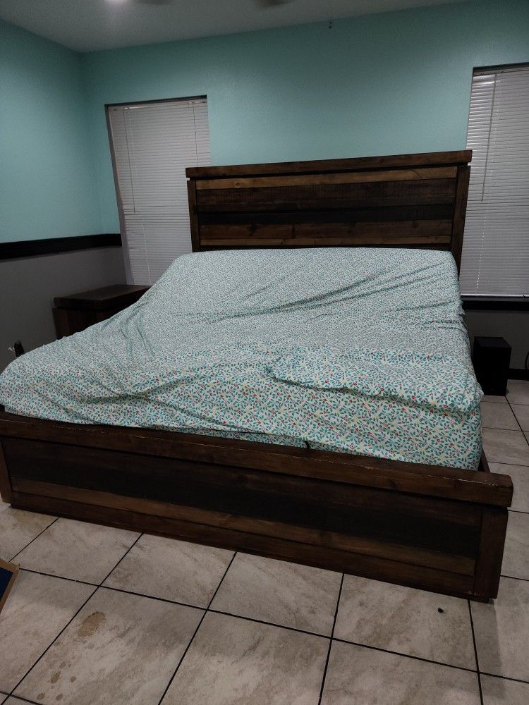 King Bedroom Set