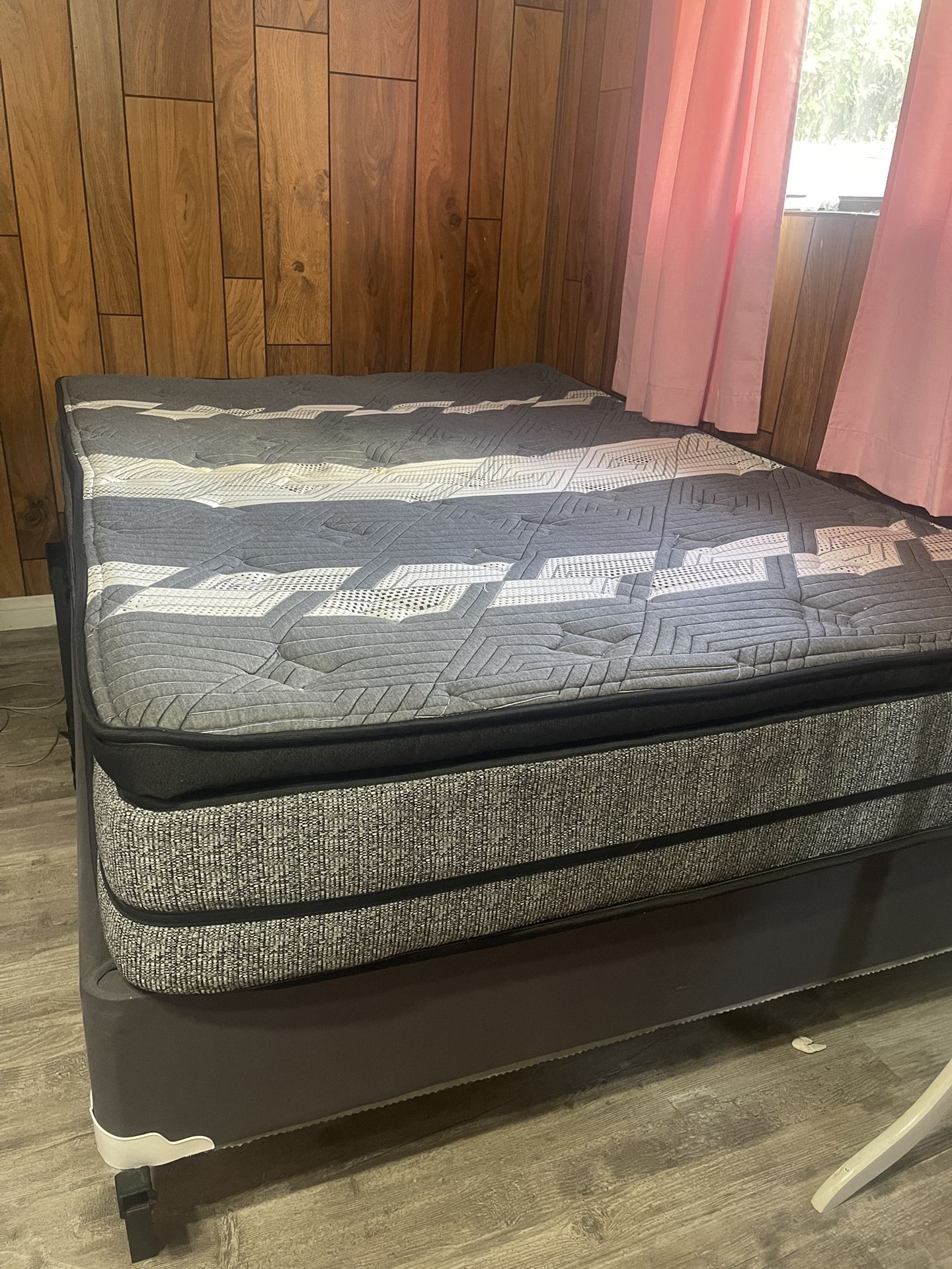 Full Size Mattress/ Box Spring/ Bed Frame