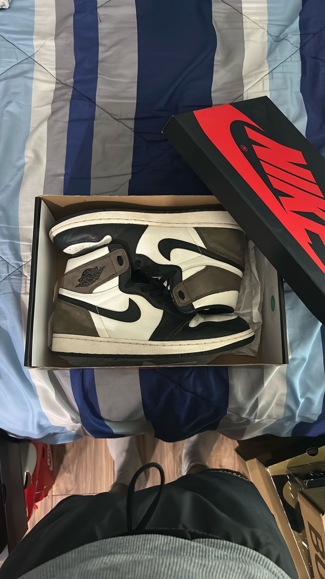 Jordan 1 Retro high OG mocha’