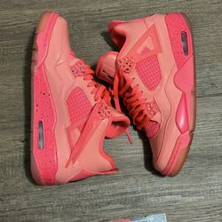 Air Jordan 4 Women’s HOT PUNCH