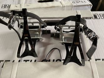 livery Design Gruppe Pedalset NEW 