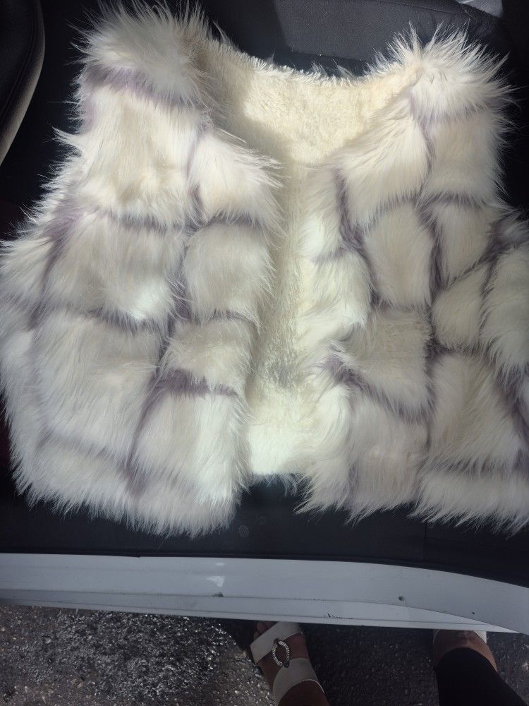 Fleece-Lined Vest White W/ Lines