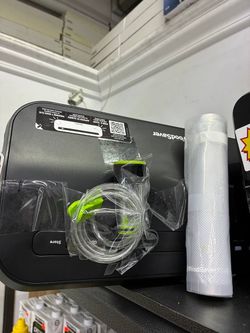 FoodSaver Vacuum Sealer with Accessories