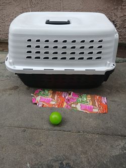 Hard-Shell Pet Travel Carrier Crate