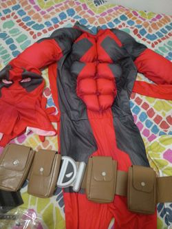 Deadpool adult small costume used