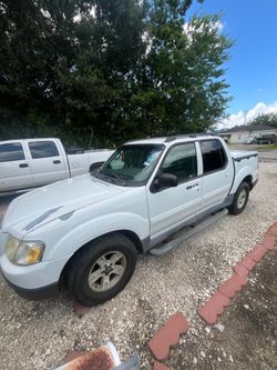 2005 Ford Explorer Sport Trac