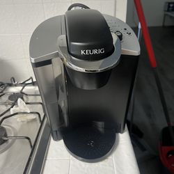 Keurig K-Classic Single Serve K-Cup Pod Coffee Maker, Black