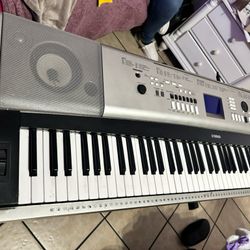Yamaha YPG-535 Keyboard