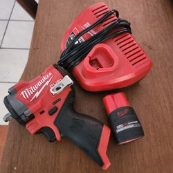 Milwaukee M12 Fuel 3/8 Impact Wrench Used Good. Batt&Charger Included. Firm Price🛑 