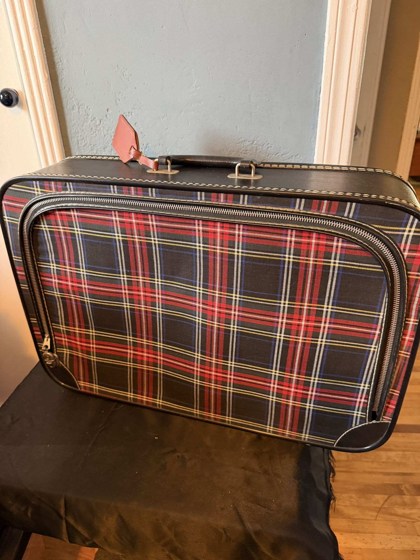 Cool Classic Plaid Canvas Black & Red Suitcase