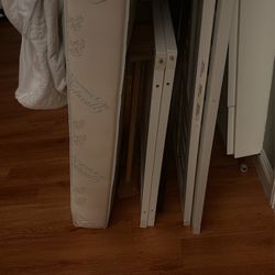 White Child Craft 4 In 1 Crib