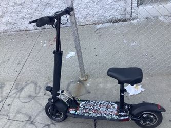 Electric scooter only 2-3  months old works great great good battery