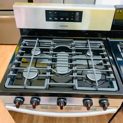 STOVE $10 DOWNPAYMENT
