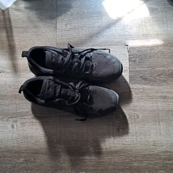 Men Jordan  Size 9
