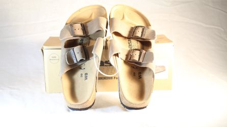Basic Newalk sandals Women Size 8