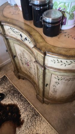Vintage cabinet