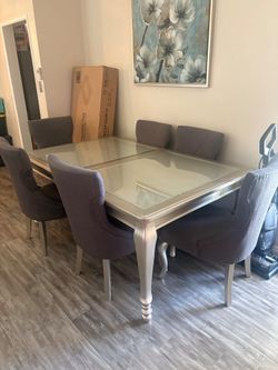 Dining set