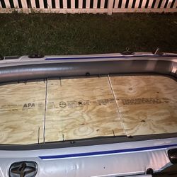 Intel Excursion 5 With Trolling Motor