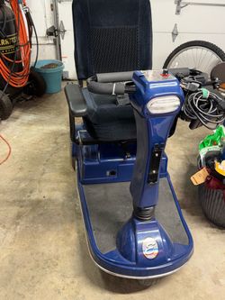 Like New! Ready to GoGo! Electric Mobility Scooter $599