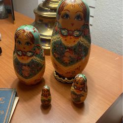 Vintage 1994 Russian Nesting Dolls