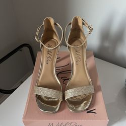 gold high heels, size 7.5